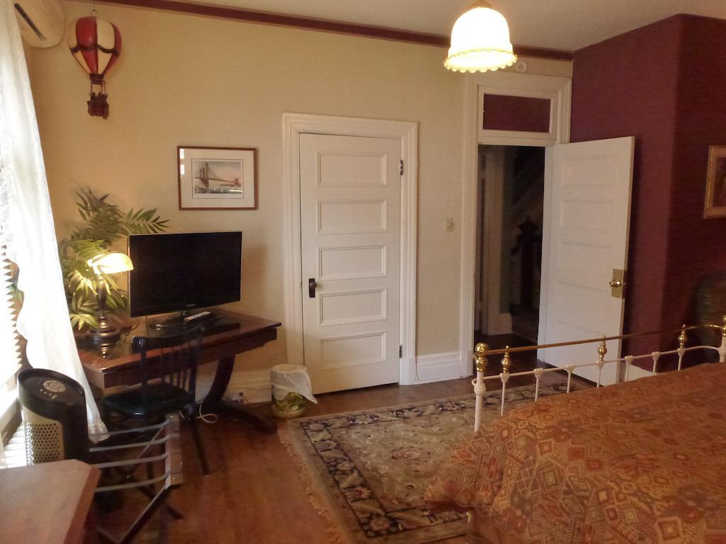 Auberge King Edward Bed And Breakfast Ottawa Ruang foto
